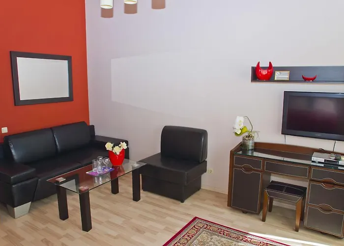 梅尔库里亚酒店 利沃夫