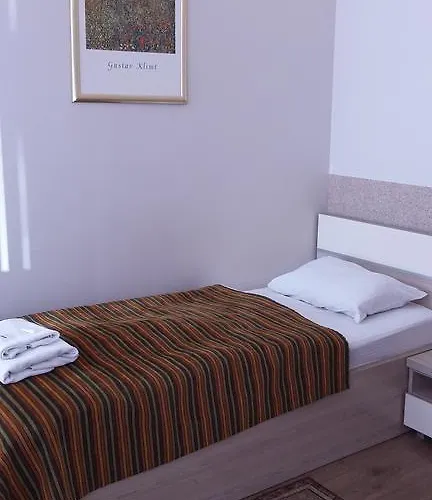 梅尔库里亚酒店