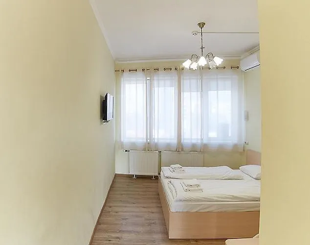 梅尔库里亚酒店 * 利沃夫